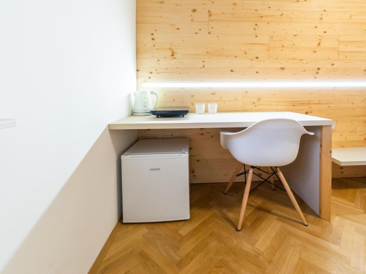 Kamr'Ca Apartment Ljubljana Ngoại thất bức ảnh