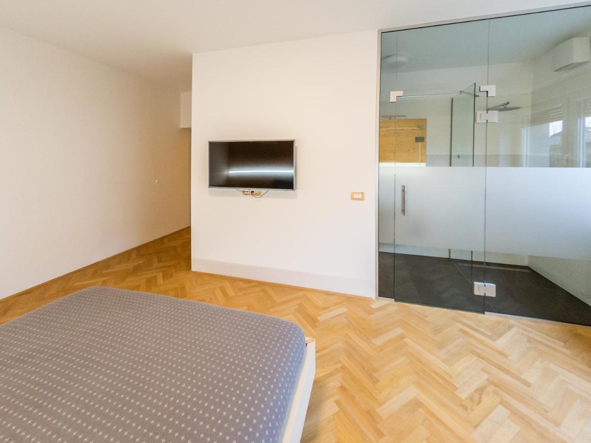 Kamr'Ca Apartment Ljubljana Ngoại thất bức ảnh