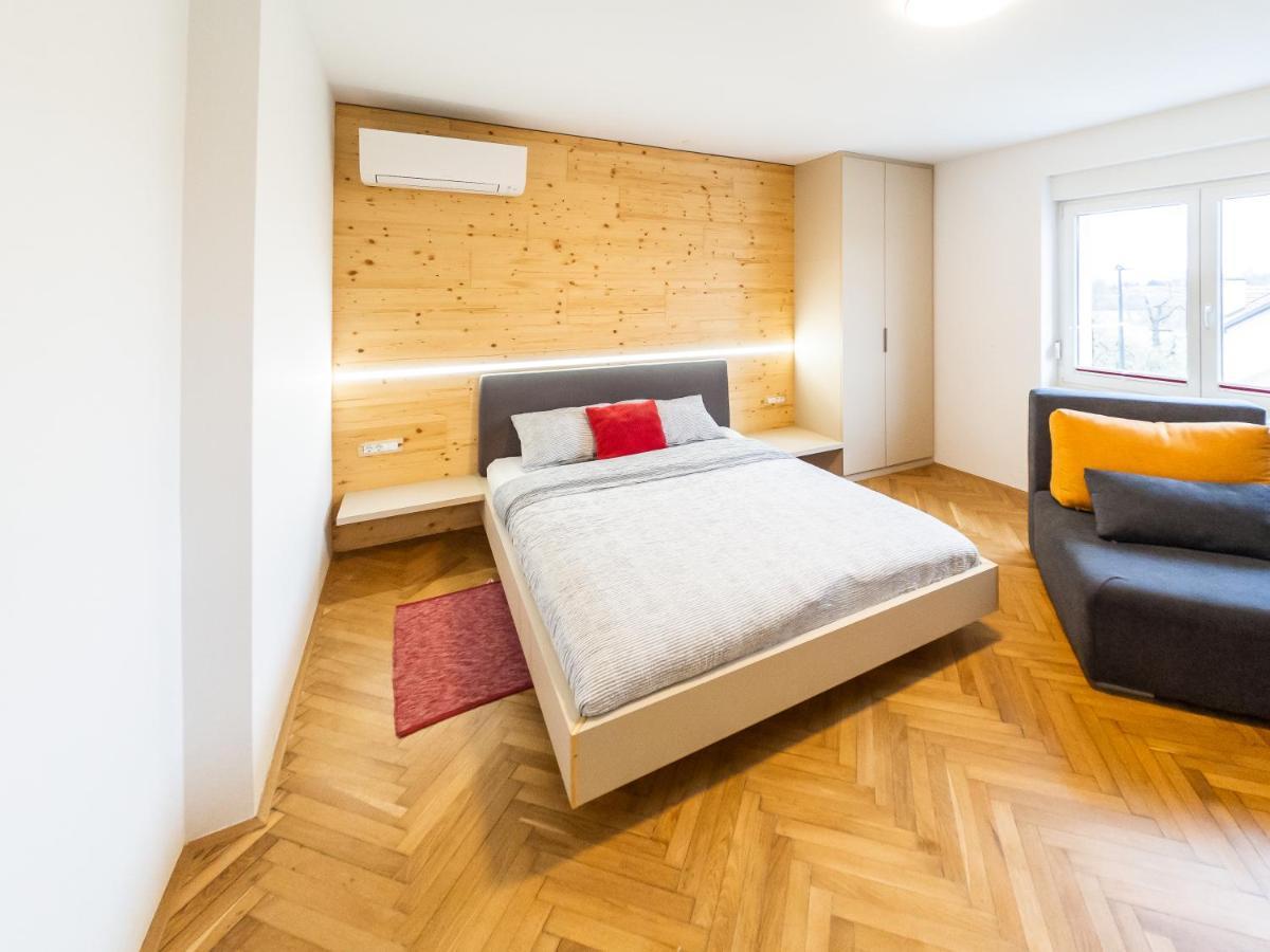 Kamr'Ca Apartment Ljubljana Ngoại thất bức ảnh