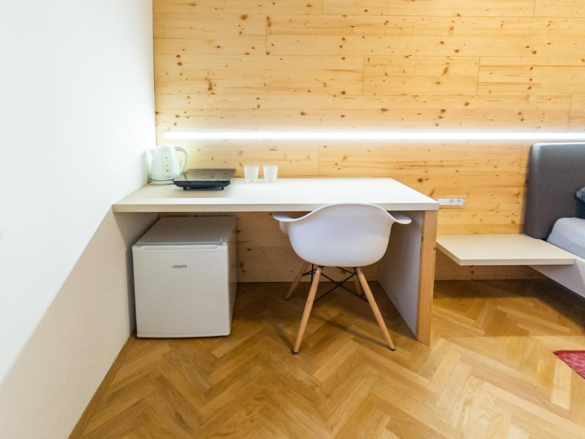 Kamr'Ca Apartment Ljubljana Ngoại thất bức ảnh